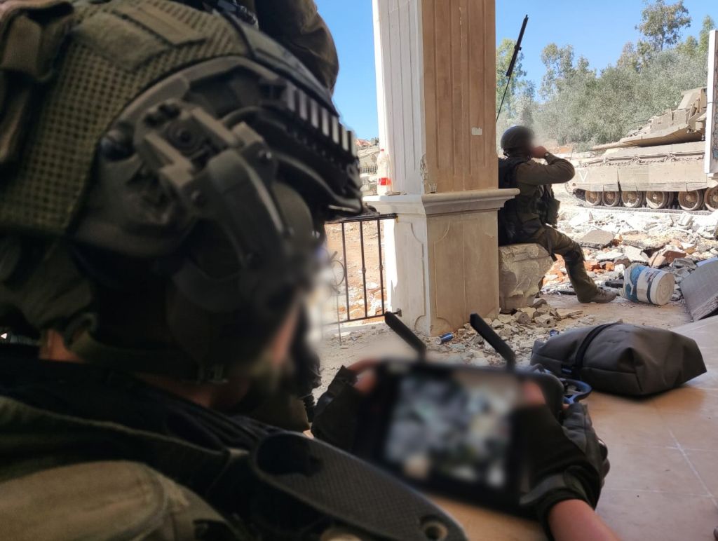 Israeli Forces Cross Litani River in Lebanon as U.S. Hosts Cease-Fire Talks