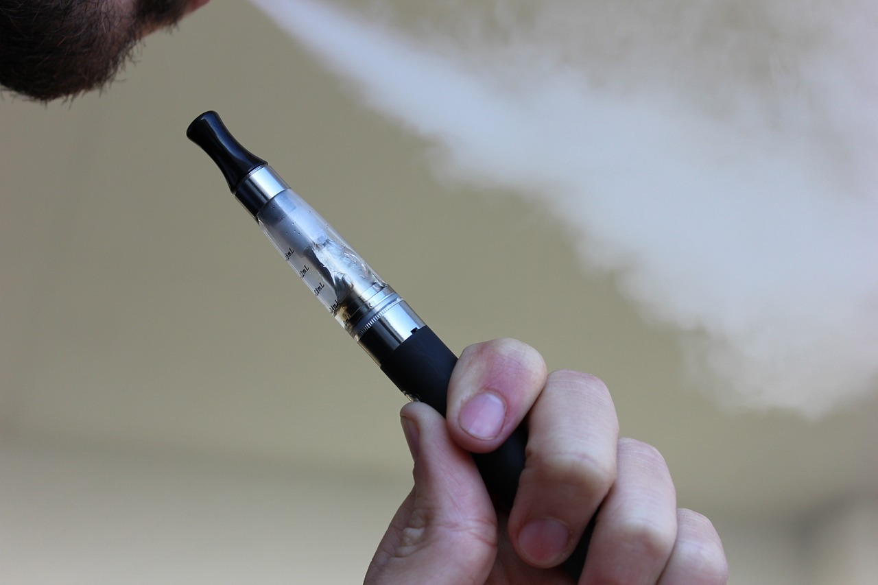 Teen e-cigarette use exceeds cigarette experimentation in Israel for first time